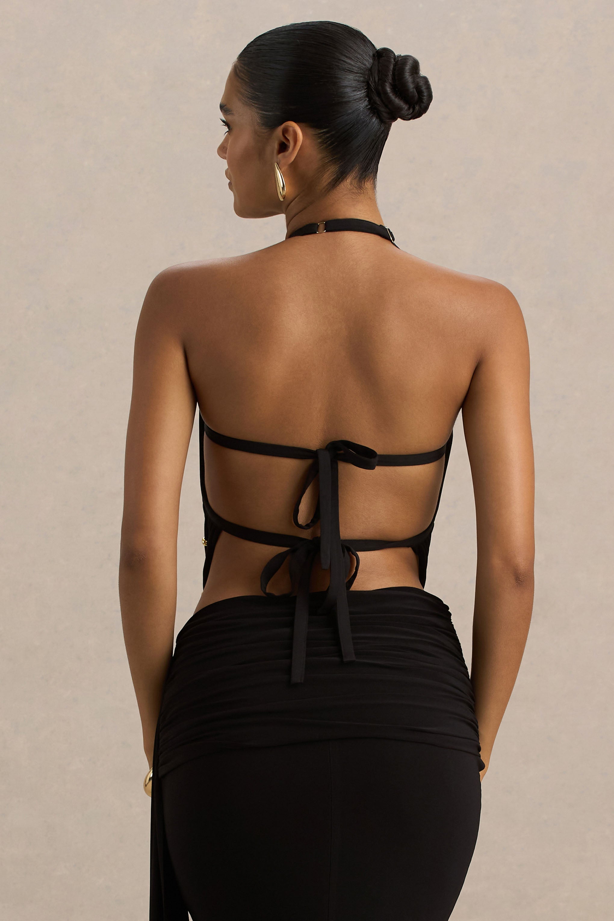 Loovay Noctéa Luxe Top, Zwarte Haltertop met Gouden Details