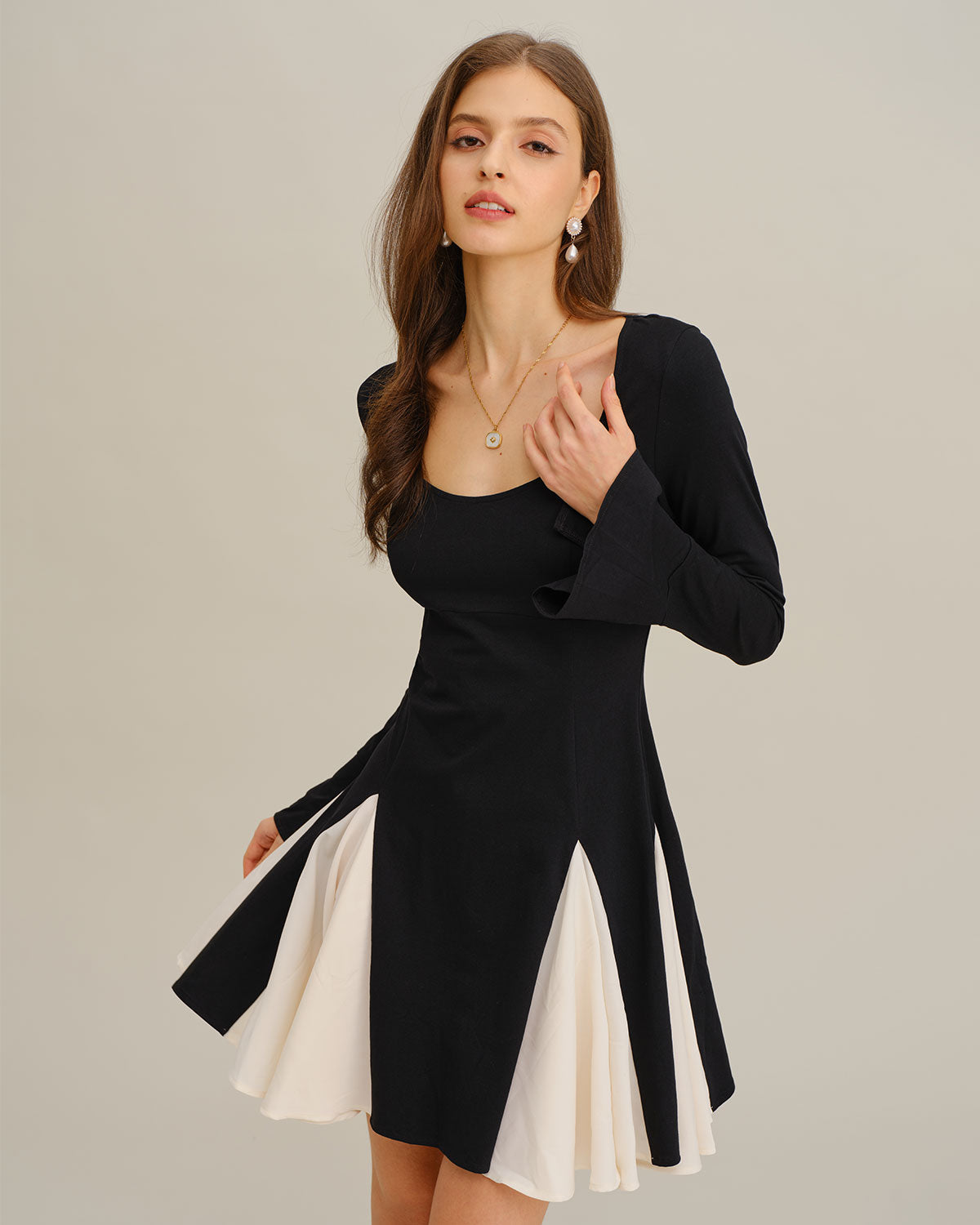 Loovay Lunessa Jurk, Contrast Mini Design